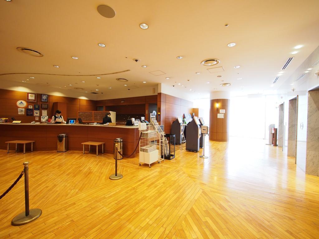 Yokohama Isezakicho Washington Hotel Exterior photo