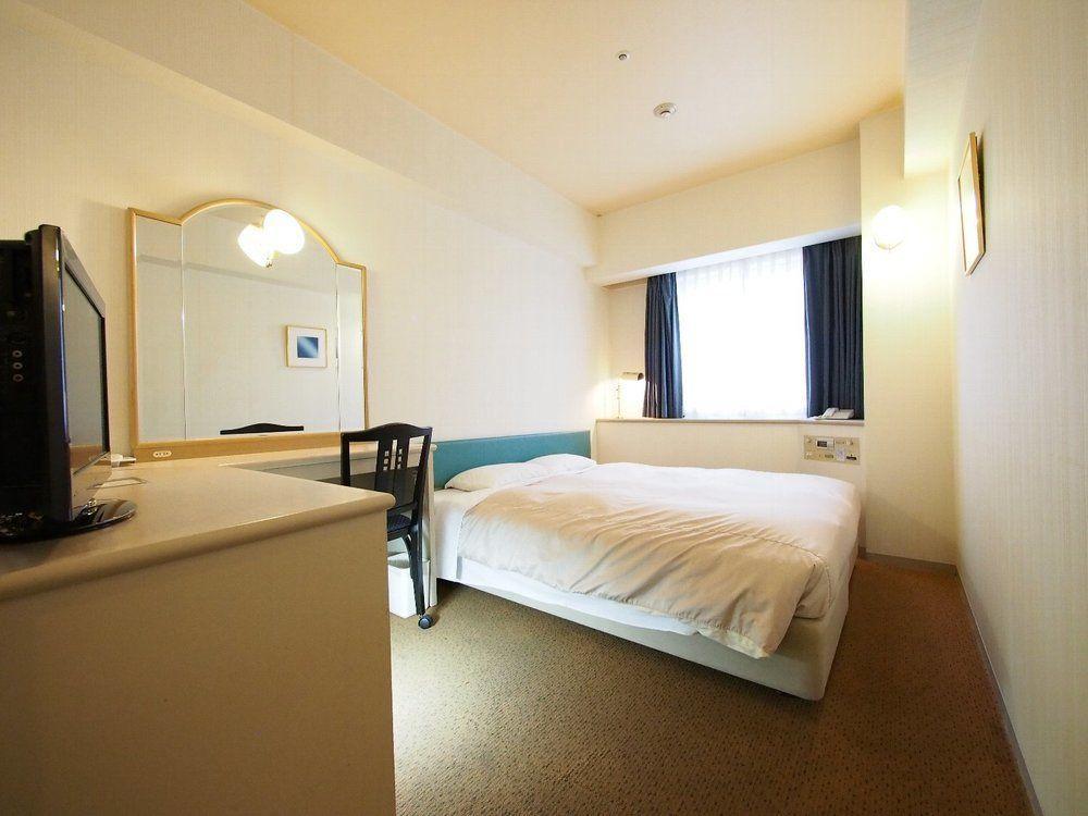 Yokohama Isezakicho Washington Hotel Exterior photo